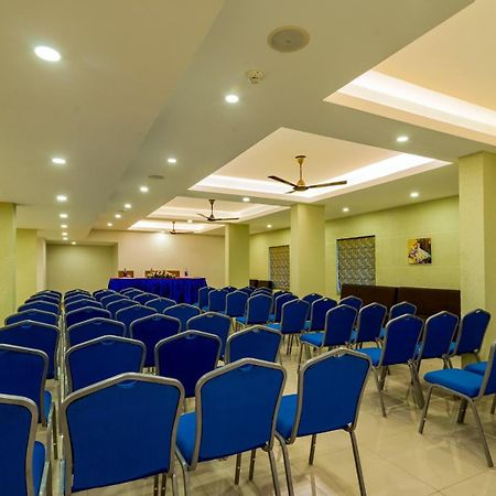 Hotel Malika Residency Ettumanoor Zewnętrze zdjęcie