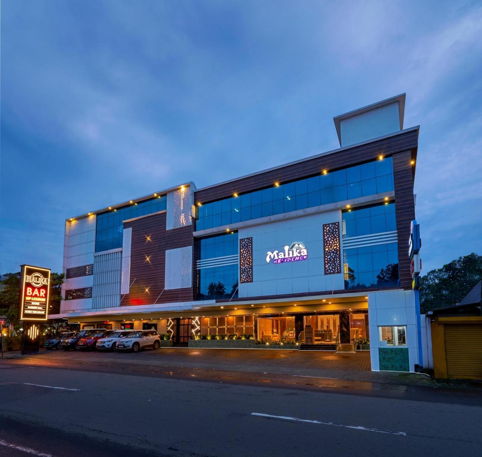 Hotel Malika Residency Ettumanoor Zewnętrze zdjęcie